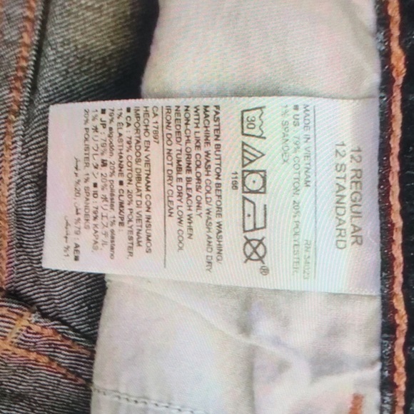 Old Navy Girls Denim shorts - Picture 4 of 5